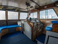 Navire de recherche à vendre