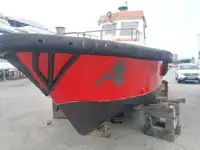 Bateaux de travail à vendre