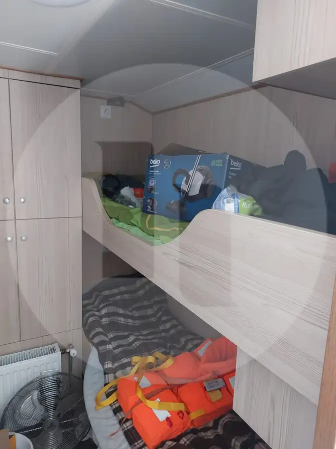Navire transporteur de poissons vivants à vendre
