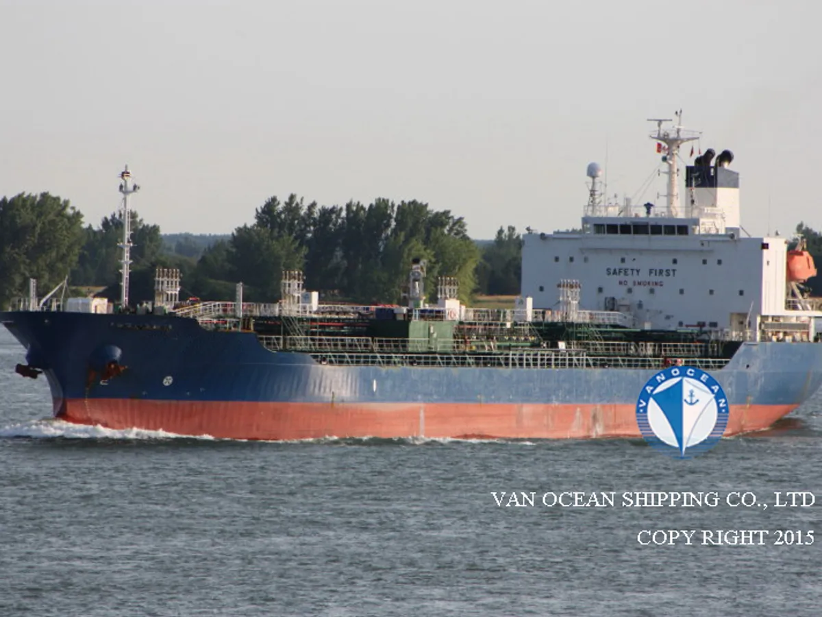 Pétrolier / chimiquier à vendre