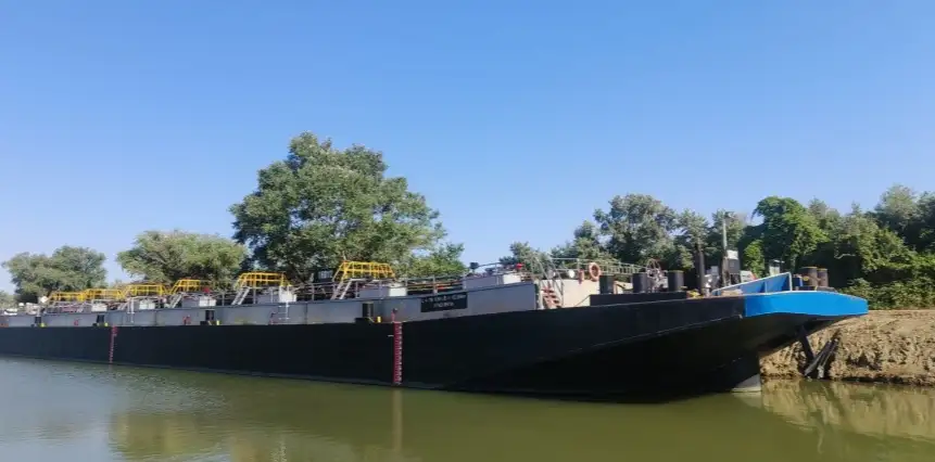 Péniche à vendre