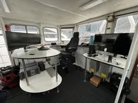 Navire d'arpentage à vendre