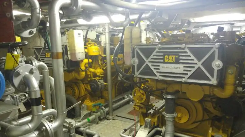 Bateau de transport d'équipage à vendre