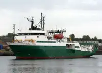 Navire d'arpentage à vendre