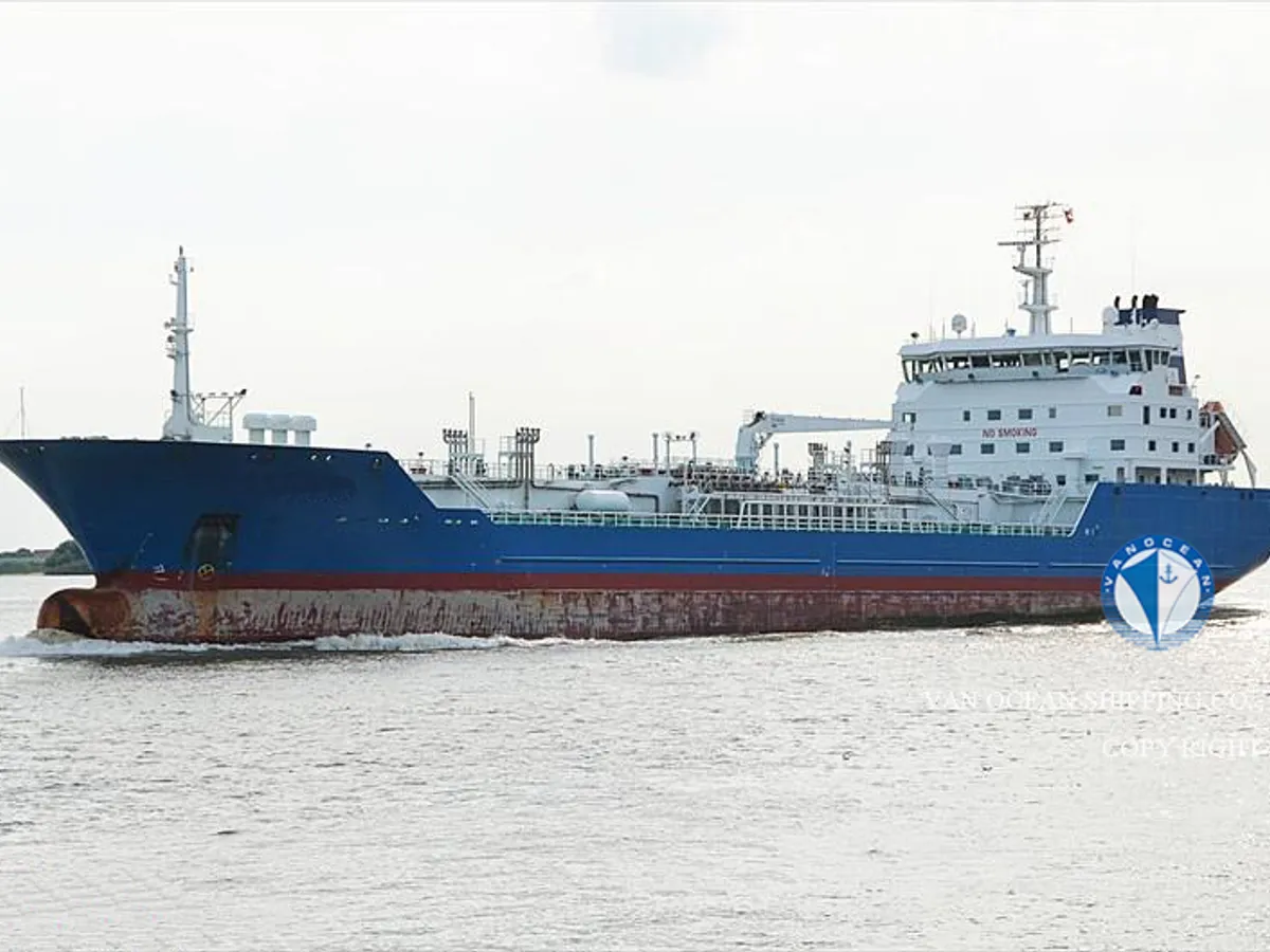 Pétrolier / chimiquier à vendre