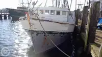 Chalutier à vendre