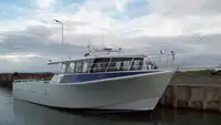 Bateaux de travail à vendre