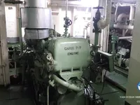 Pétrolier / chimiquier à vendre