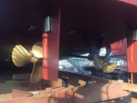 Bateaux de travail à vendre