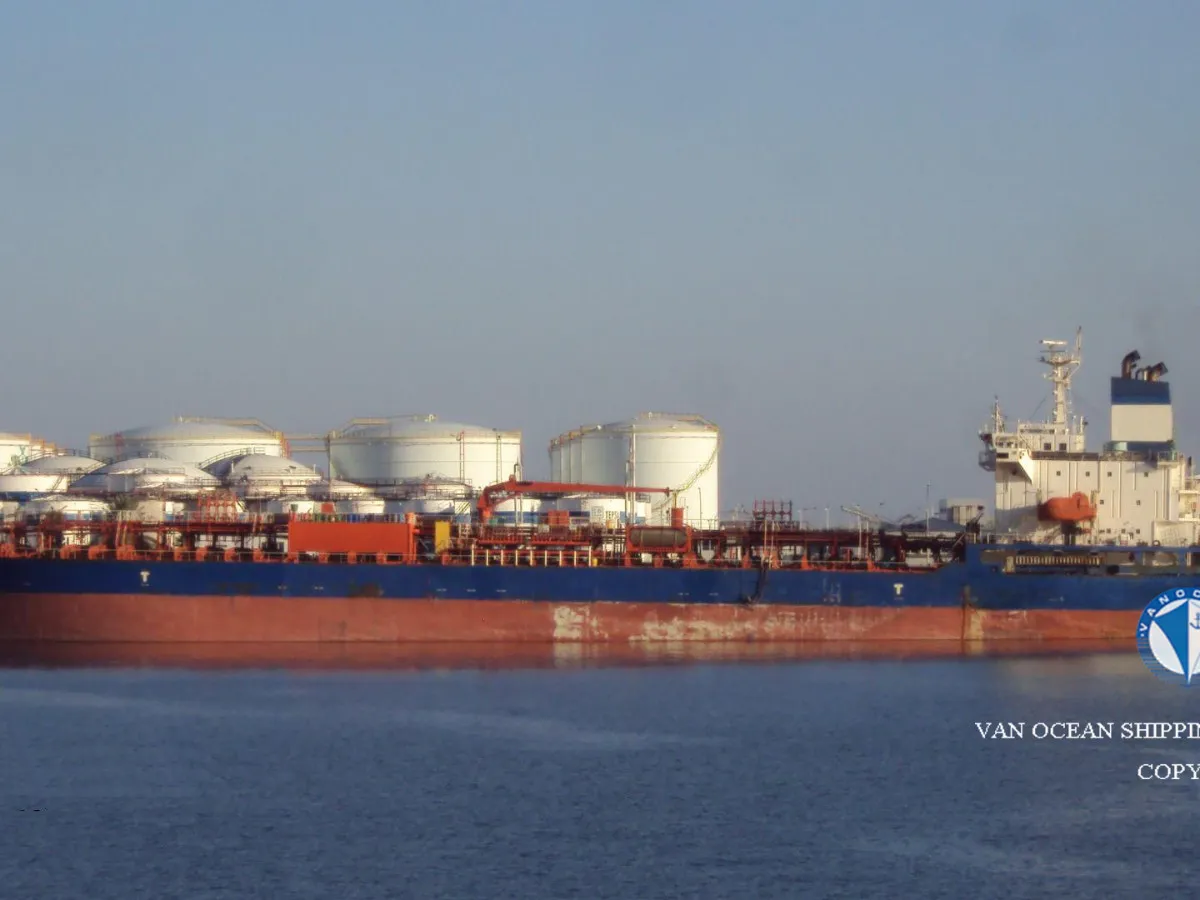 Pétrolier / chimiquier à vendre