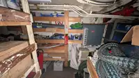 Navire d'arpentage à vendre