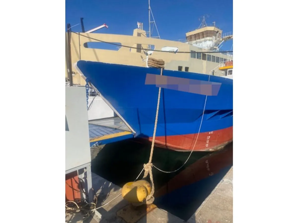 Navire de passagers à vendre