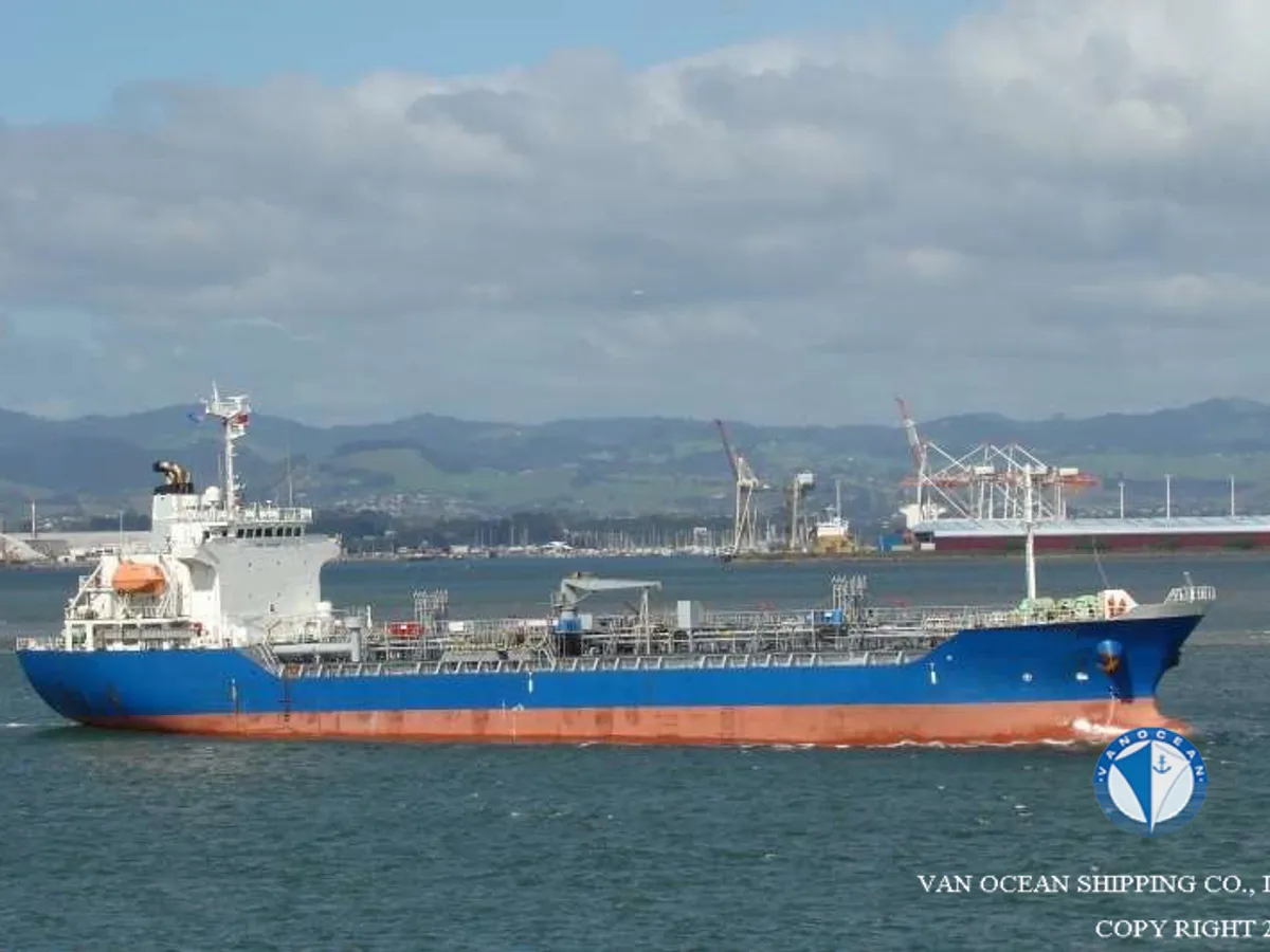Pétrolier / chimiquier à vendre