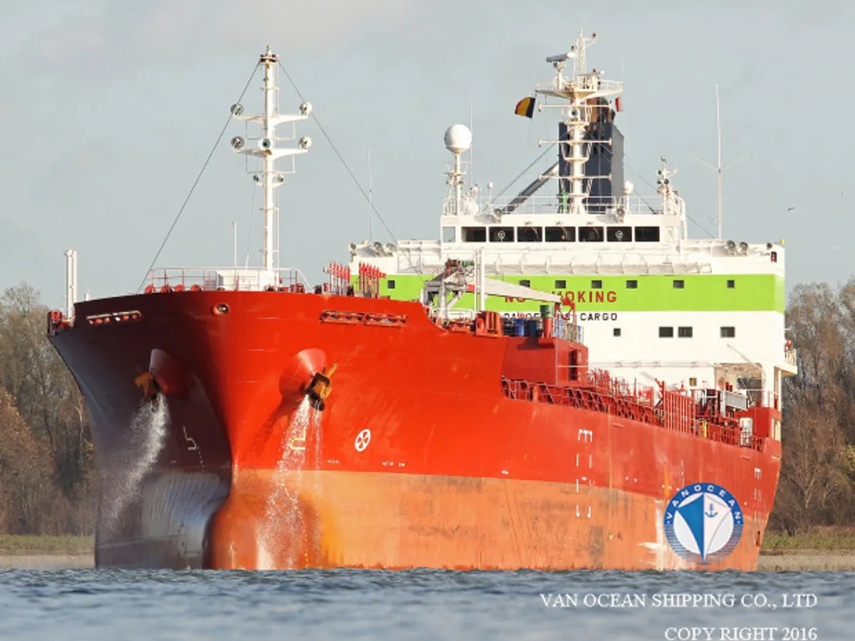 Pétrolier / chimiquier à vendre