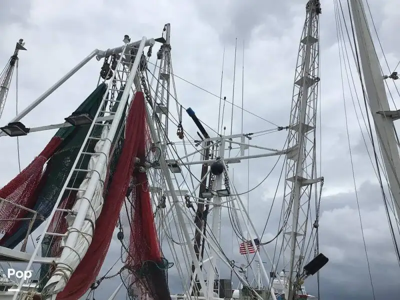 Chalutier à vendre