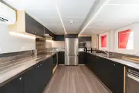 Navire d'arpentage à vendre