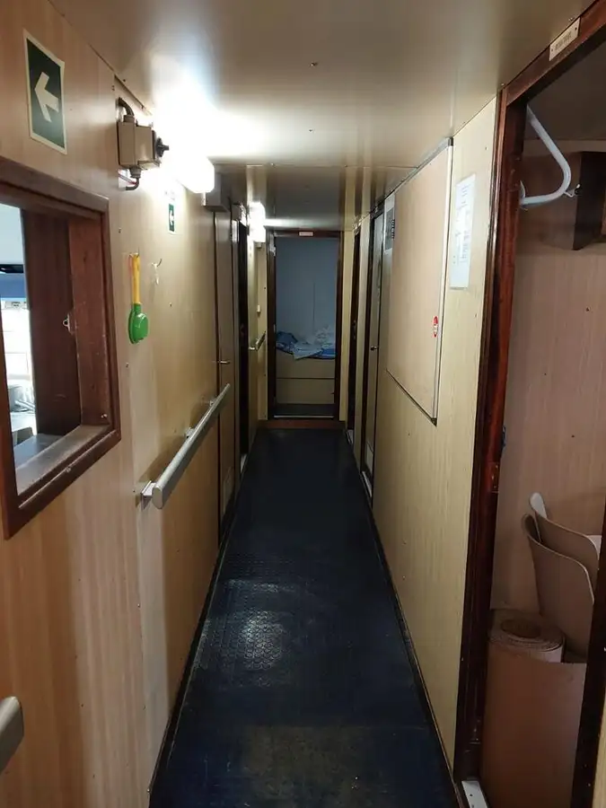 Navire porte-conteneurs à vendre