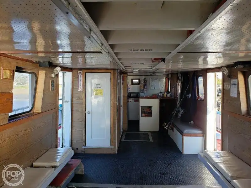 Navire-ferry à vendre