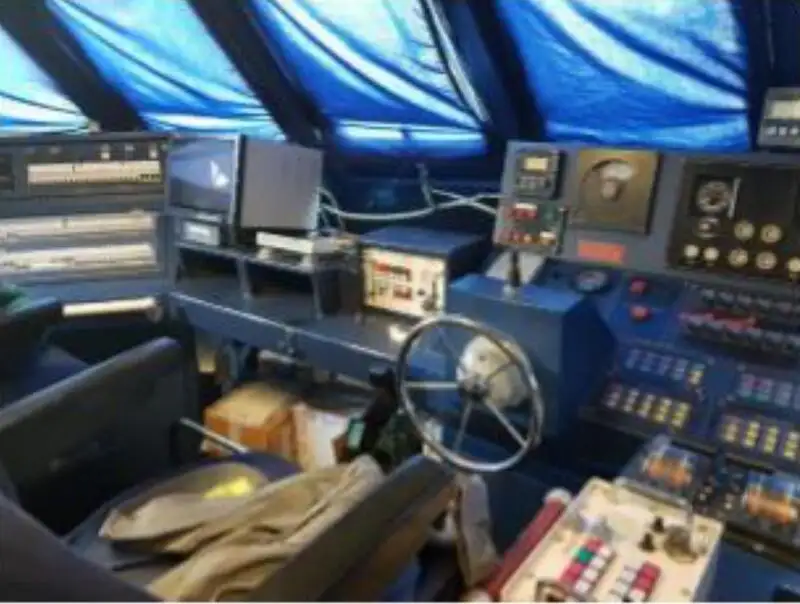 Bateau patrouilleur à vendre