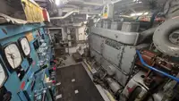 Navire d'arpentage à vendre