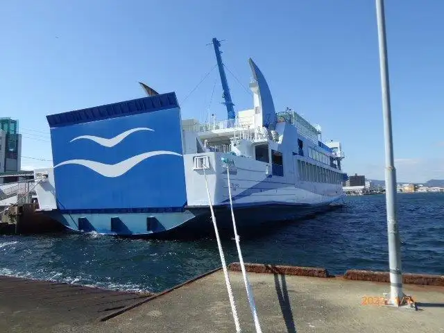 Navire-ferry à vendre