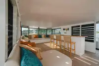 Navire d'arpentage à vendre