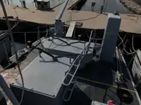 Bateau patrouilleur à vendre