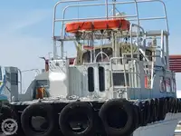 Bateau de transport d'équipage à vendre