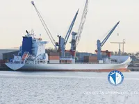 Navire frigorifique à vendre
