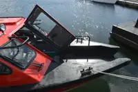 Bateau patrouilleur à vendre