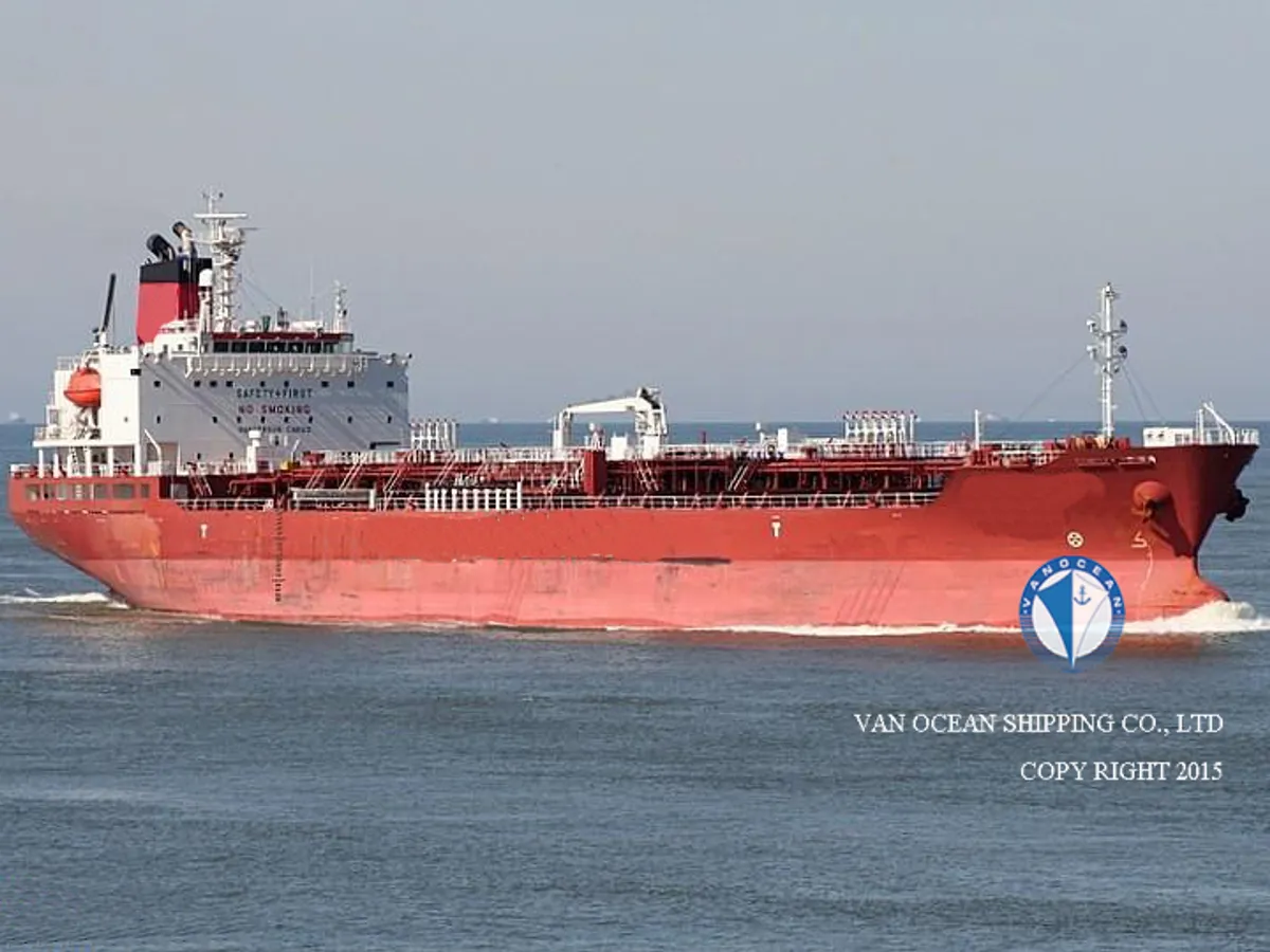Pétrolier / chimiquier à vendre