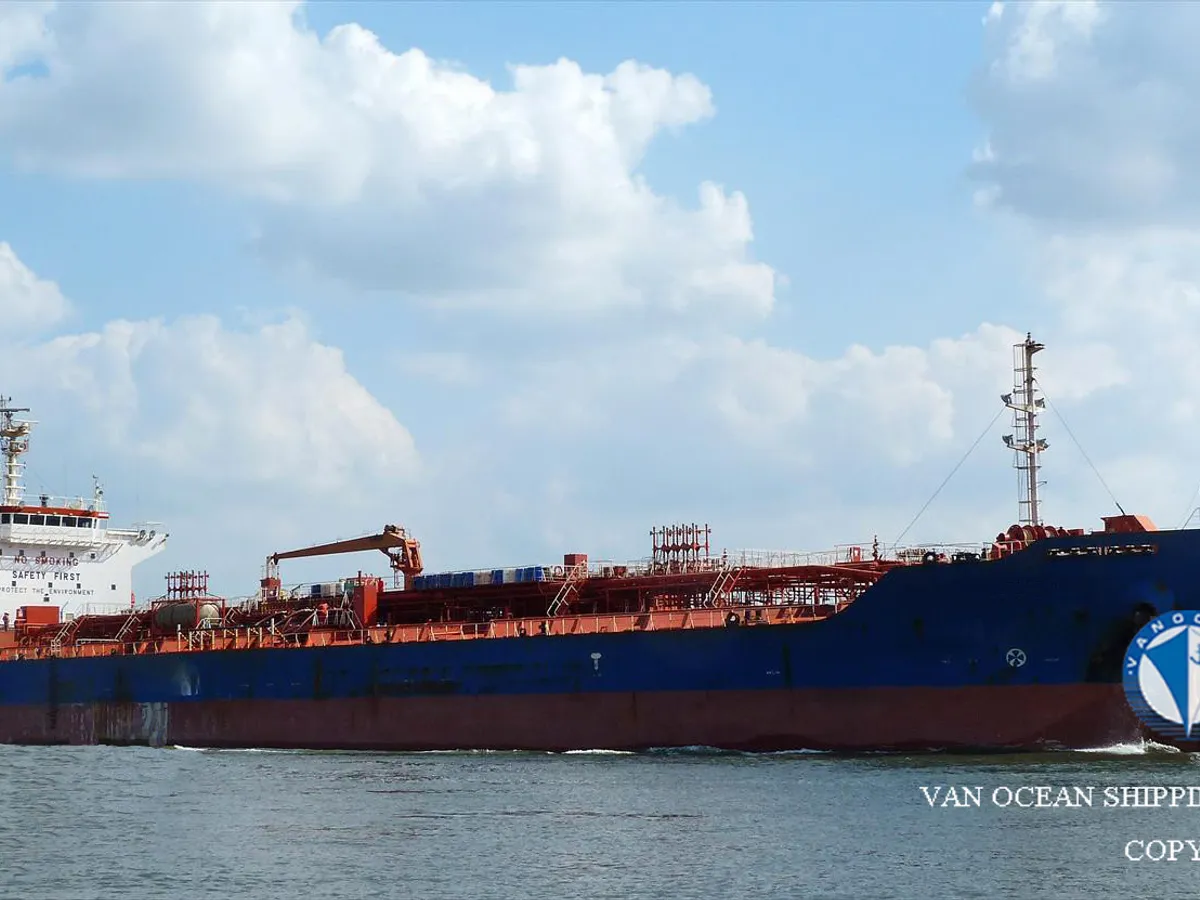 Pétrolier / chimiquier à vendre