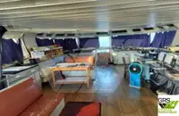 Navire d'arpentage à vendre