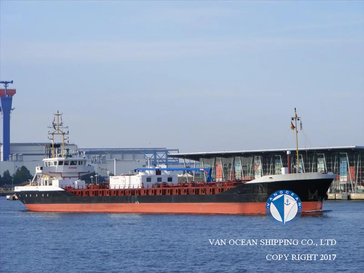 Pétrolier / chimiquier à vendre