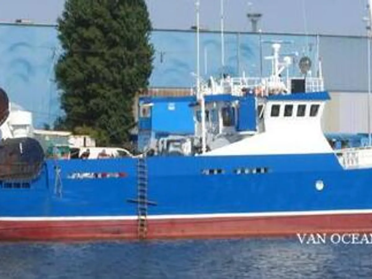 Chalutier à vendre