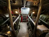 Bateau de transport d'équipage à vendre