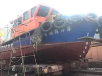 Bateaux de travail à vendre