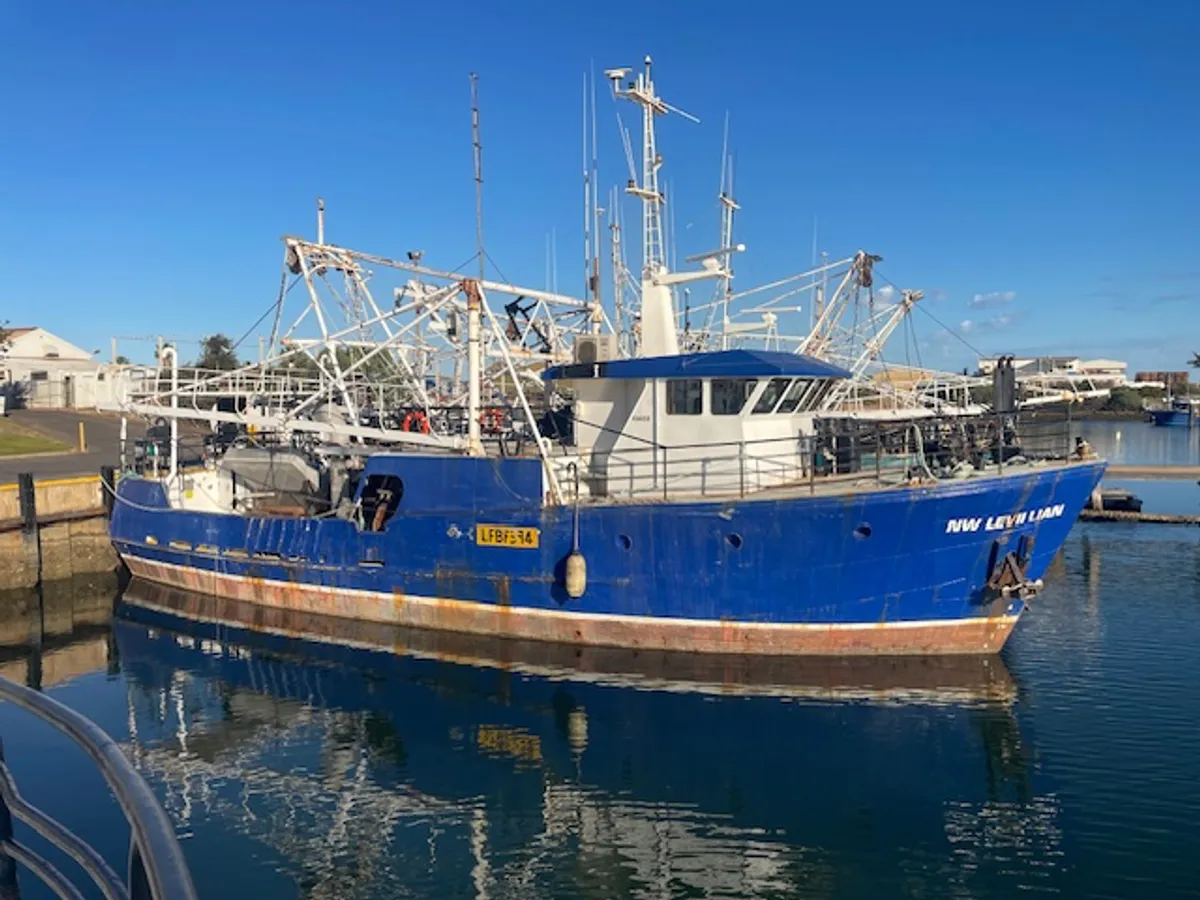 Chalutier à vendre