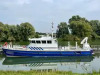 Bateau patrouilleur à vendre