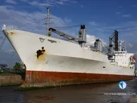 Navire frigorifique à vendre