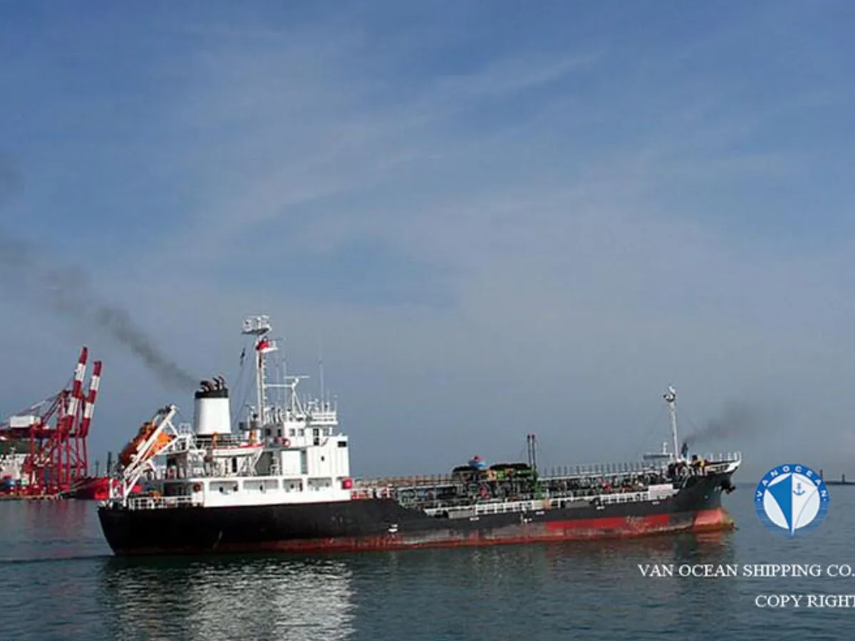 Pétrolier / chimiquier à vendre