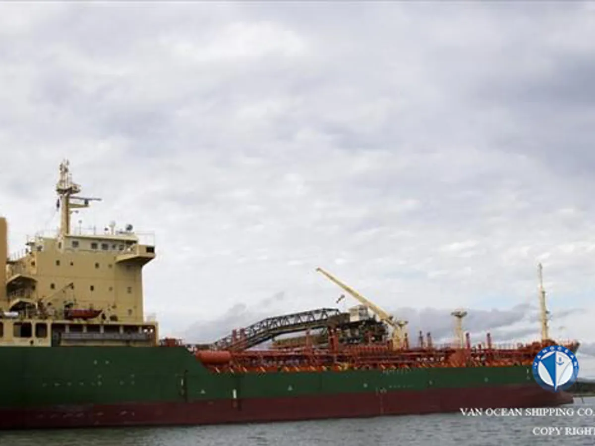Pétrolier / chimiquier à vendre
