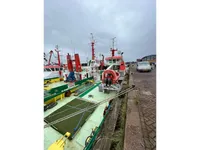 Navire d'approvisionnement à vendre