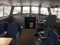 Bateau de transport d'équipage à vendre