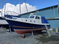 Bateaux de travail à vendre