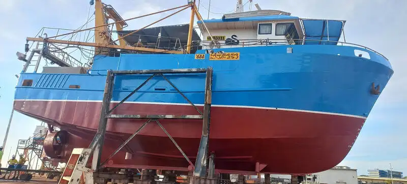 Chalutier à vendre