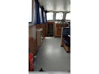 Bateaux de travail à vendre