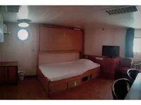 Navire de recherche à vendre
