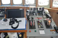 Navire porte-conteneurs à vendre