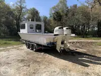 Patrouilleur à vendre